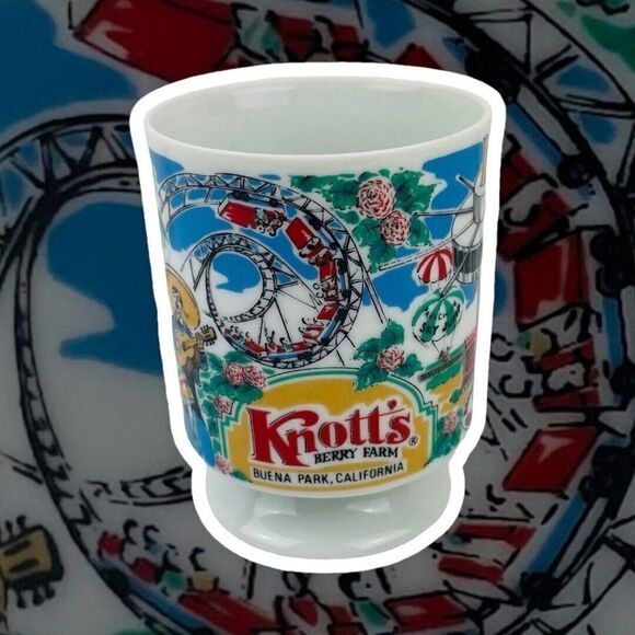 Knott's Berry Farm Other - RARE Vintage 1970s Knotts Berry Farm Pedestal Mug Theme Park Japan Retired Rides
